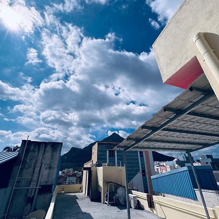 Dss Home Stay Just 500 Meter Girivalam Road Tiruvannāmalai Zewnętrze zdjęcie